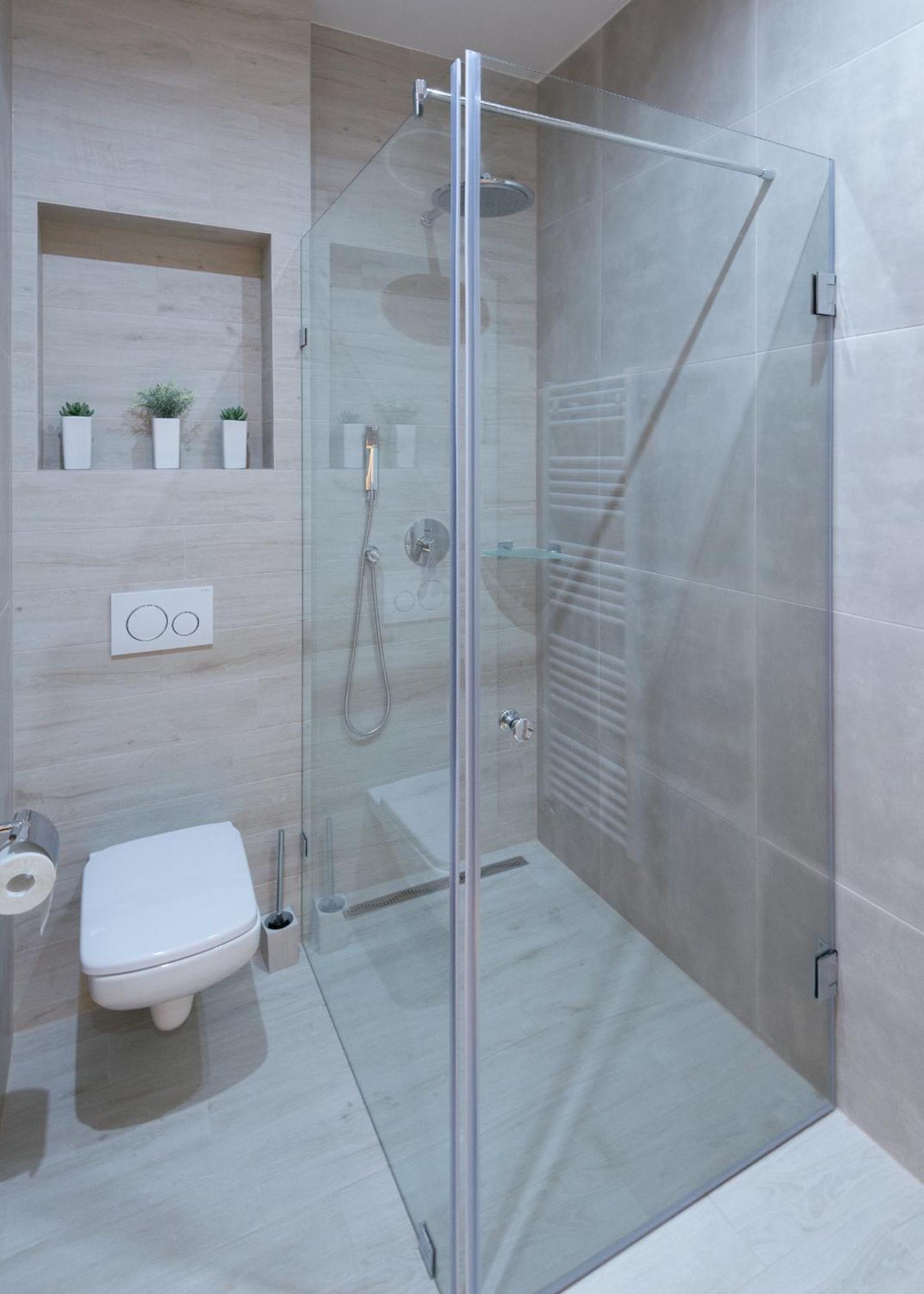 Paulay Deluxe Suites By Corall Budapest Esterno foto